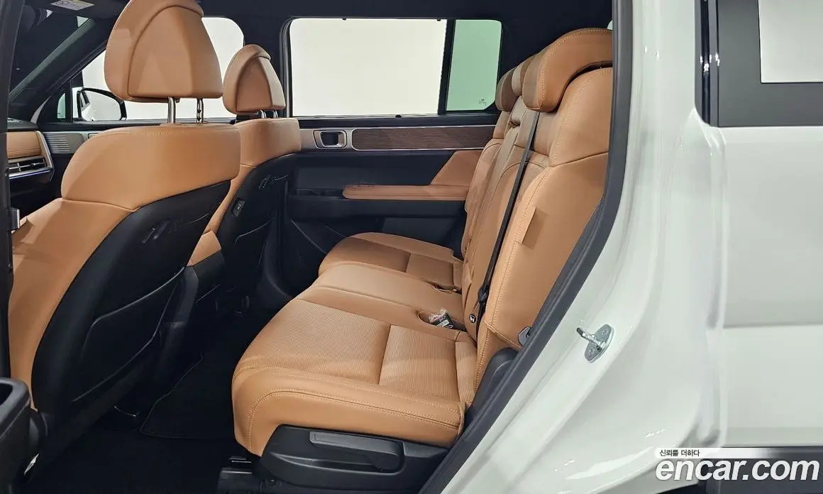 Hyundai Santa Fe 2023 2.5 автомат (гидро), фото 15