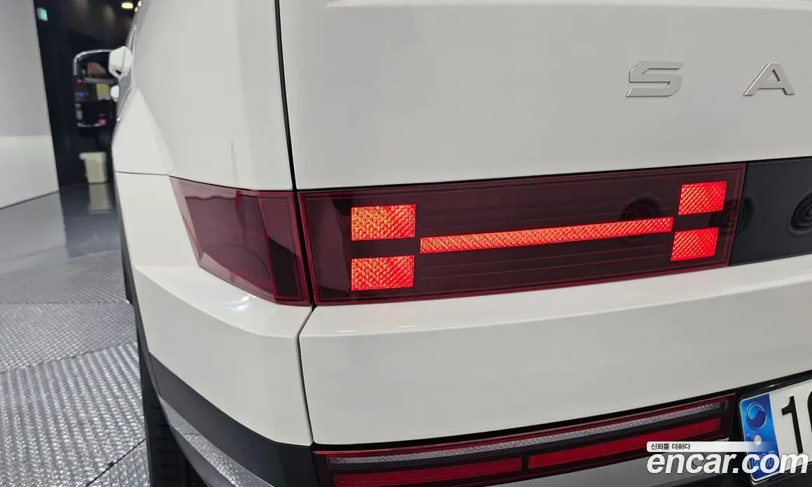 Hyundai Santa Fe 2023 2.5 автомат (гидро), фото 8