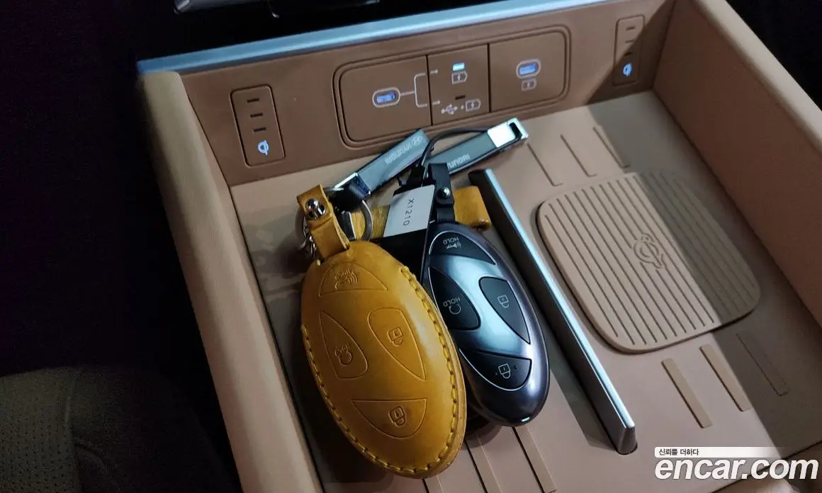 Hyundai Santa Fe 2025 2.5 автомат (гидро), фото 22