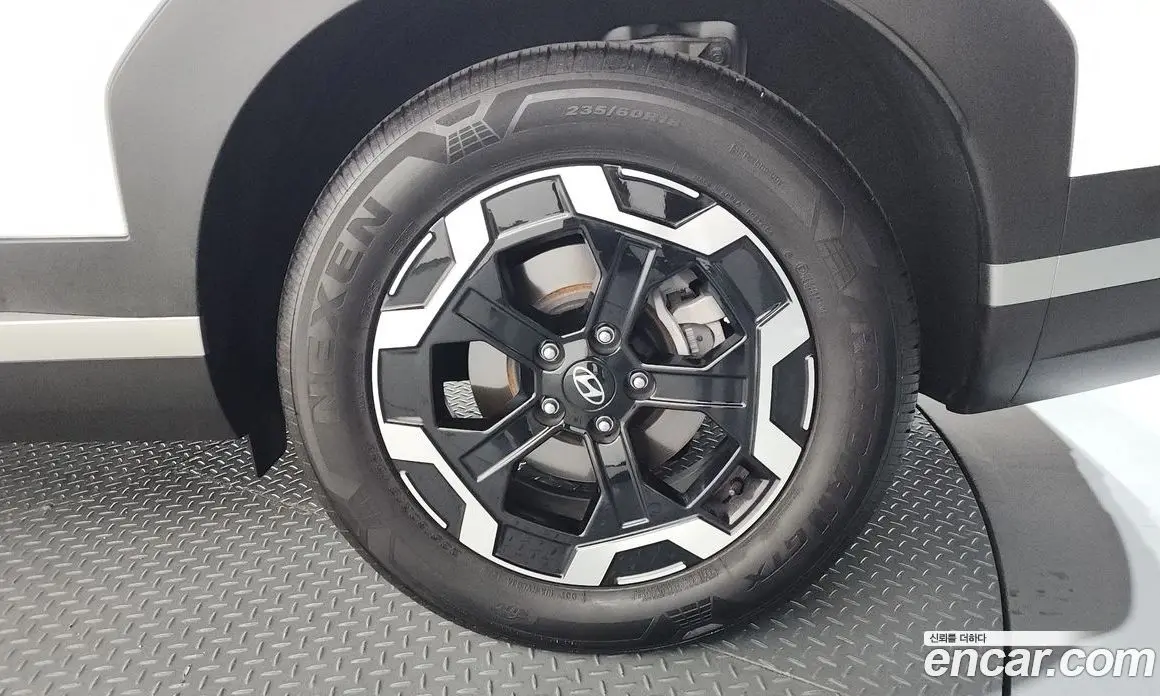 Hyundai Santa Fe 2025 2.5 автомат (гидро), фото 7