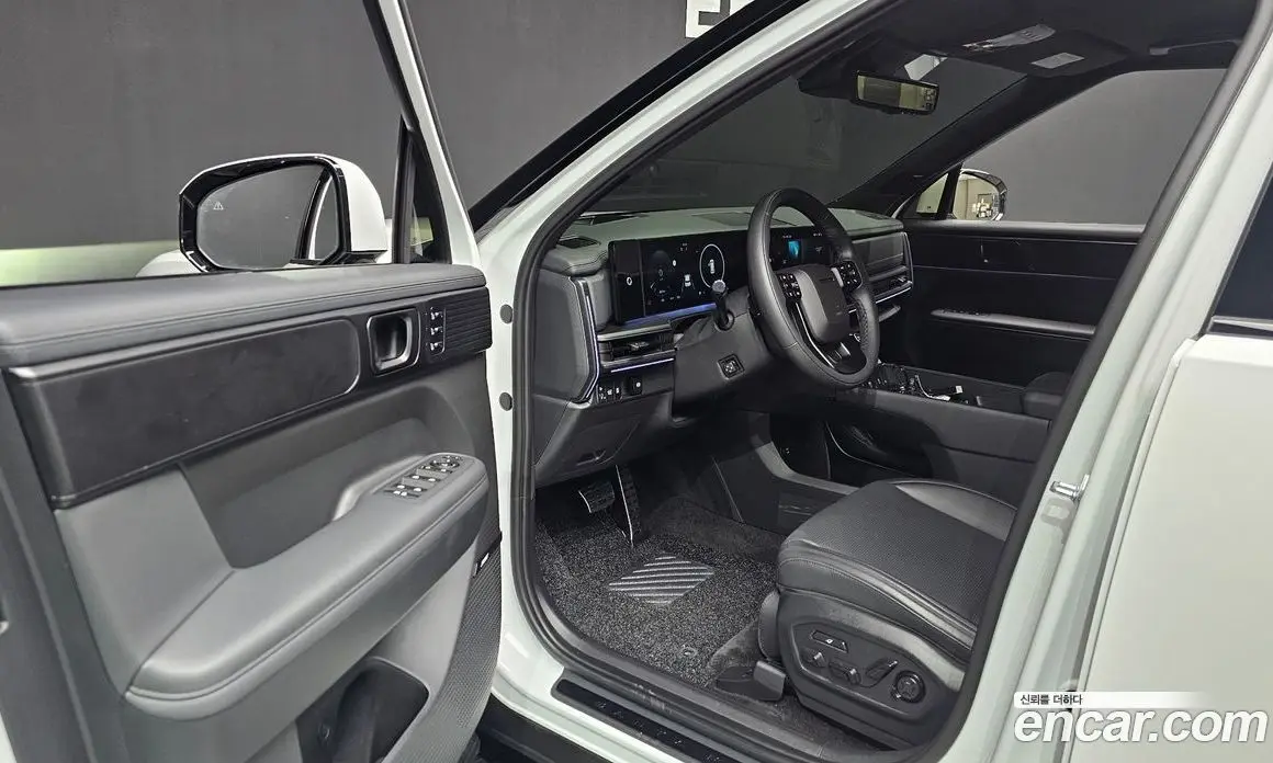 Hyundai Santa Fe 2025 1.6 автомат (гидро), фото 12