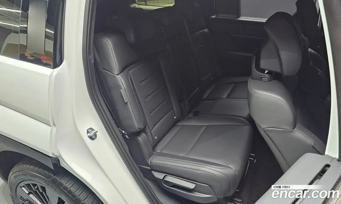 Hyundai Santa Fe 2025 1.6 автомат (гидро), фото 15