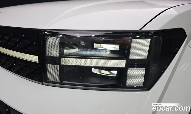 Hyundai Santa Fe 2025 1.6 автомат (гидро), миниатюра 7
