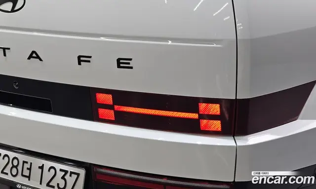 Hyundai Santa Fe 2025 1.6 автомат (гидро), миниатюра 8