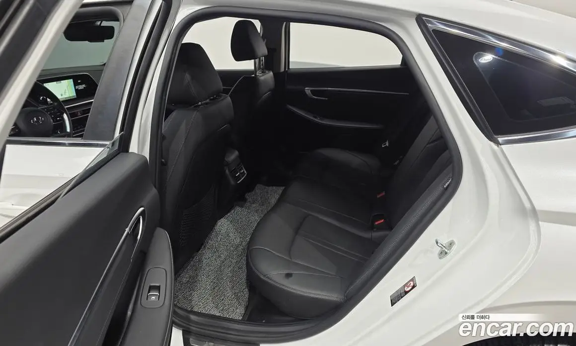 Hyundai Sonata 2021 2.0 автомат (гидро), фото 18