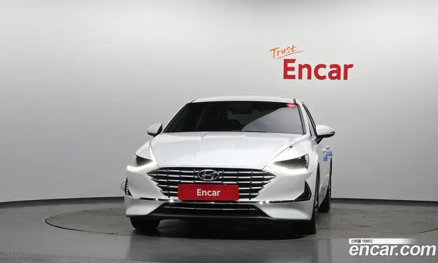 Hyundai Sonata 2021 2.0 автомат (гидро), миниатюра 3