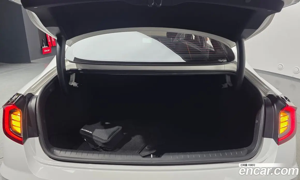 Hyundai Sonata 2021 2.0 автомат (гидро), фото 21