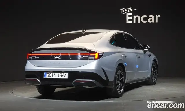 Hyundai Sonata 2024 1.6 автомат (гидро), миниатюра 2