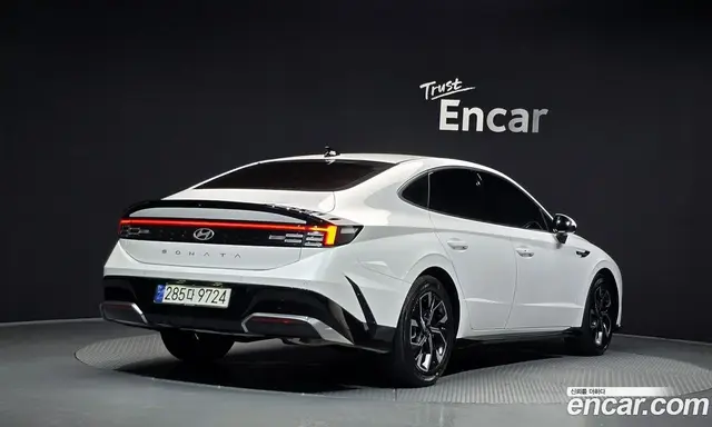 Hyundai Sonata 2024 1.6 автомат (гидро), миниатюра 2