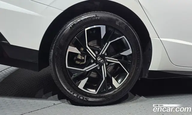 Hyundai Sonata 2024 1.6 автомат (гидро), миниатюра 5