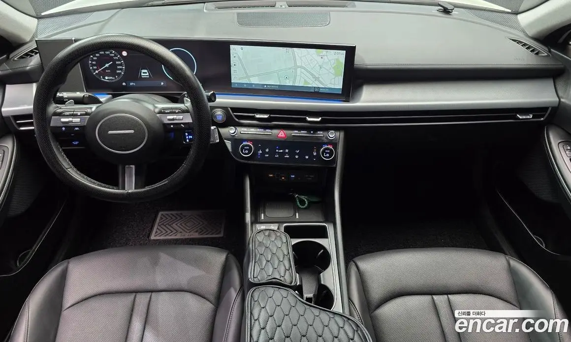 Hyundai Sonata 2024 1.6 автомат (гидро), фото 7
