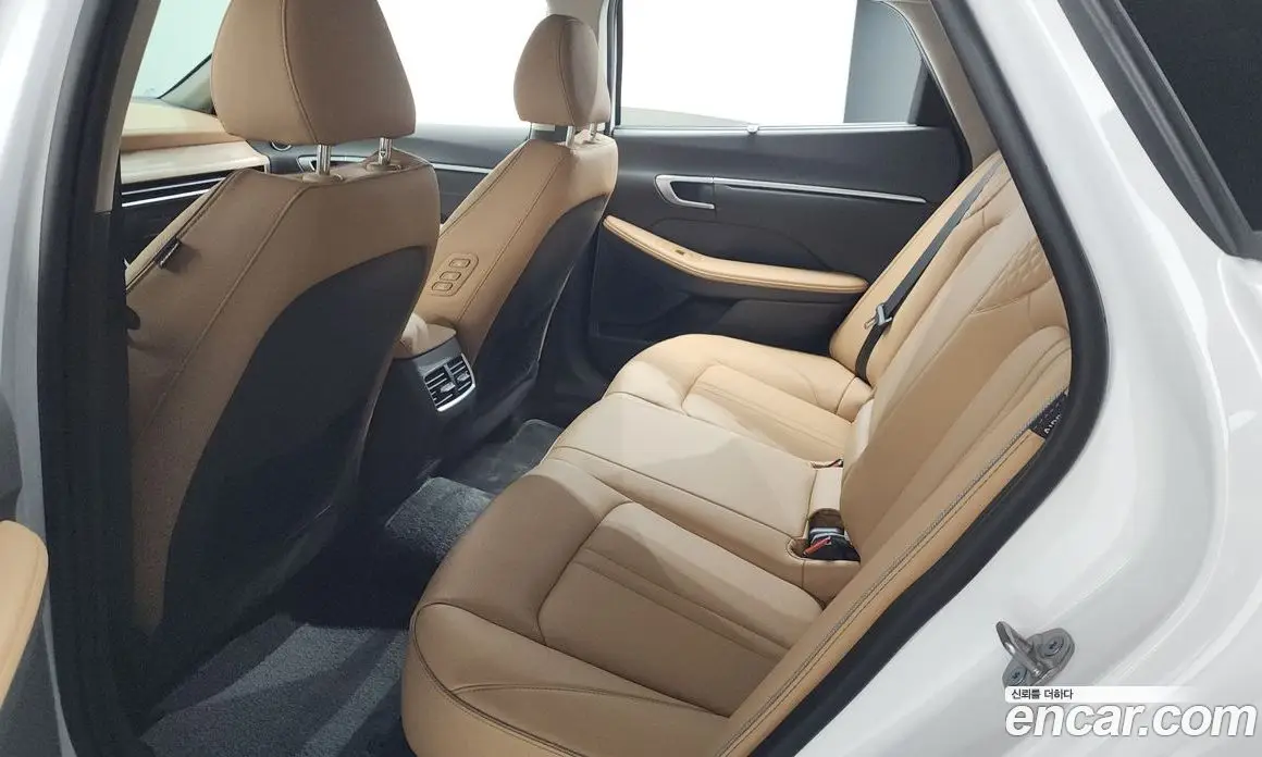Hyundai Sonata 2026 1.6 автомат (гидро), фото 17