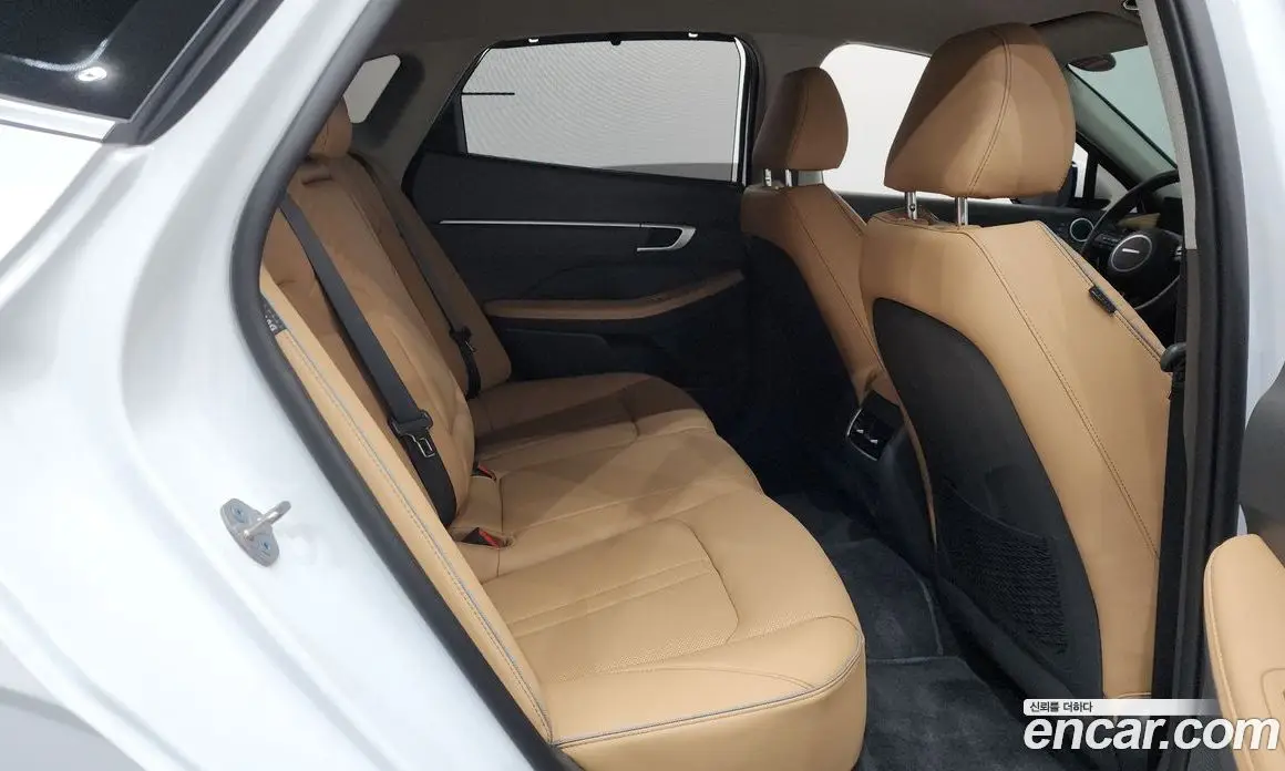 Hyundai Sonata 2026 1.6 автомат (гидро), фото 18