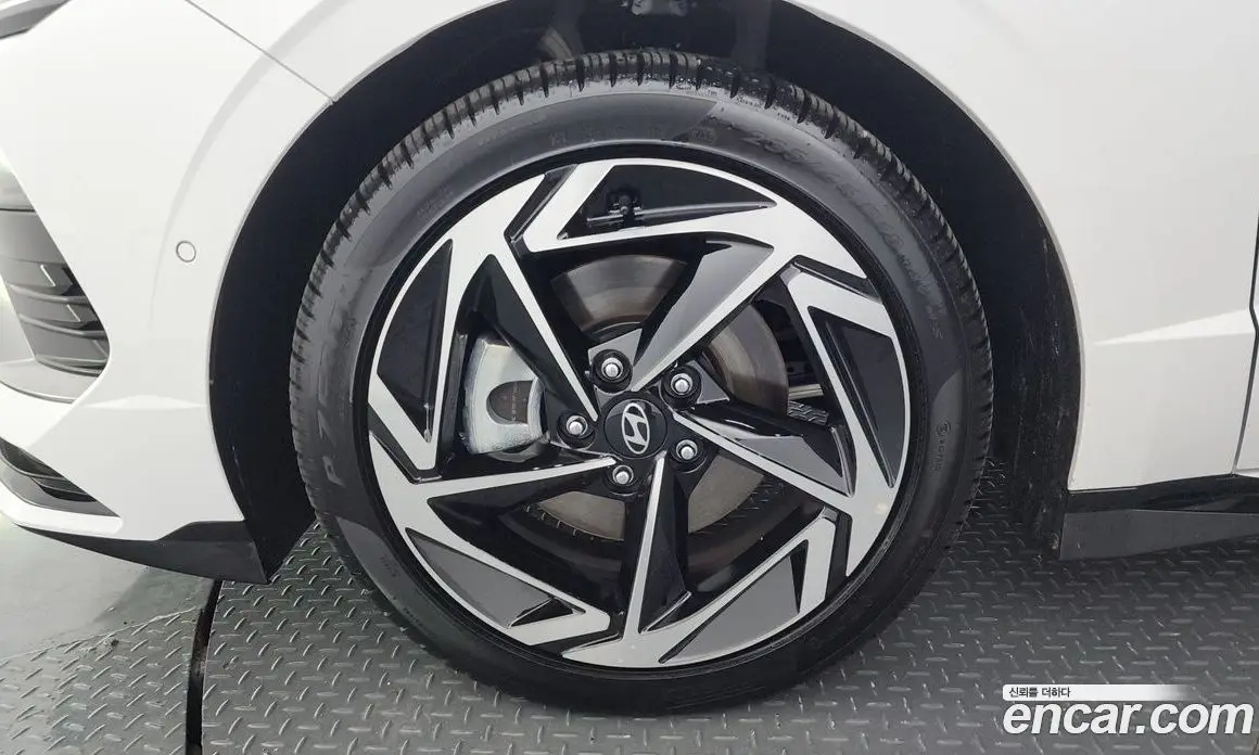 Hyundai Sonata 2026 1.6 автомат (гидро), фото 5
