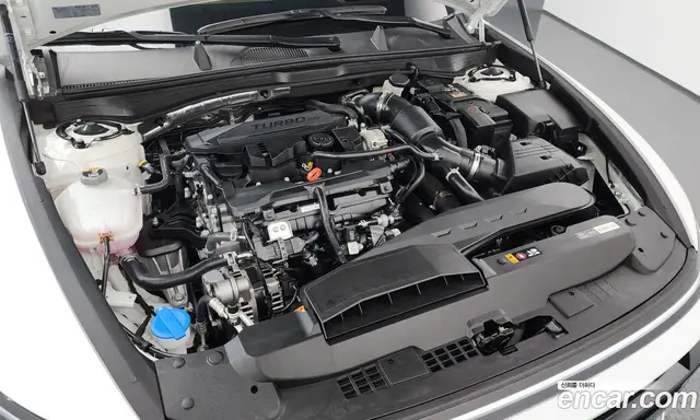 Hyundai Sonata 2026 1.6 автомат (гидро), миниатюра 6
