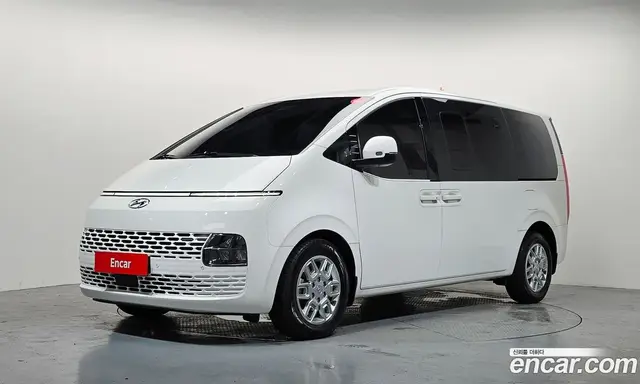 Hyundai Staria, 2023, 42 114 км