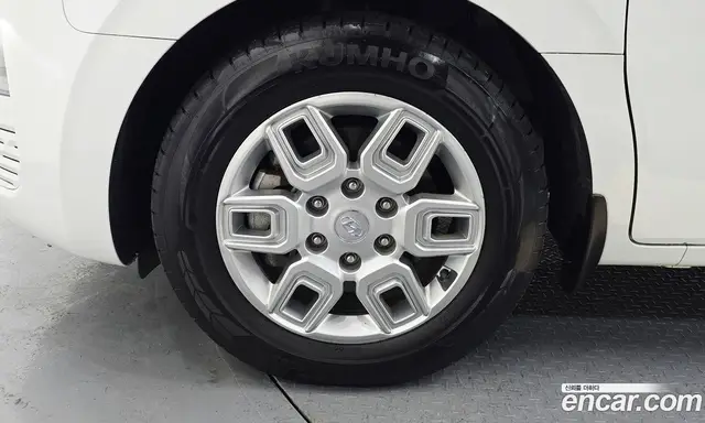 Hyundai Staria 2023 2.2 автомат (гидро), миниатюра 5