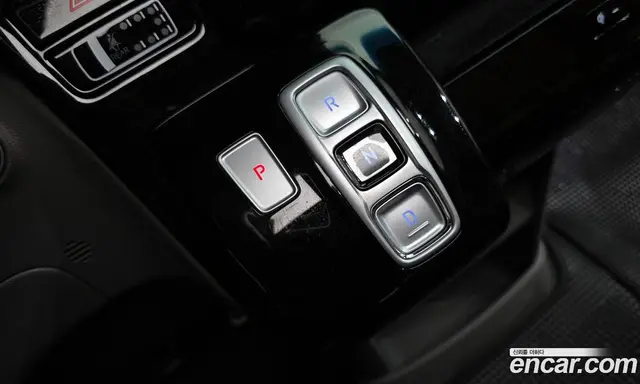 Hyundai Staria 2024 1.6 автомат (гидро), миниатюра 11