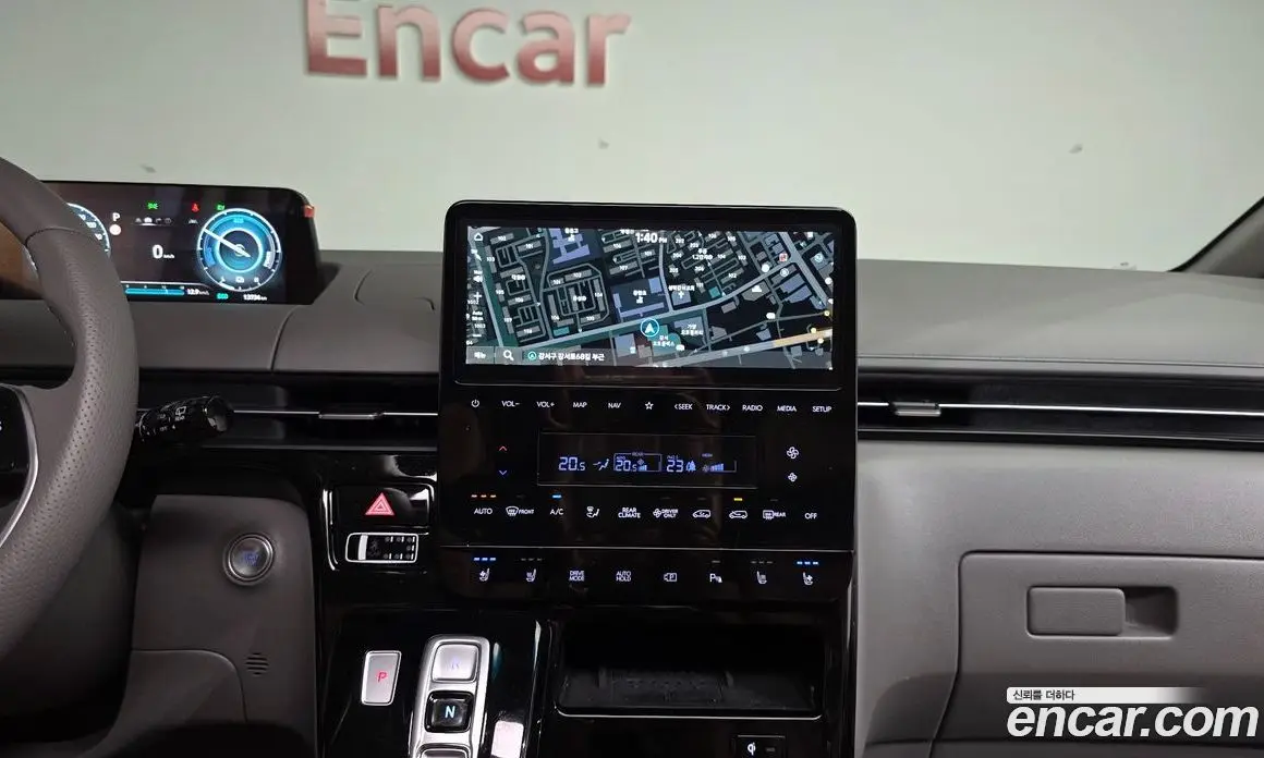 Hyundai Staria 2024 1.6 автомат (гидро), фото 18