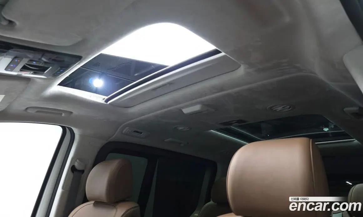 Hyundai Staria 2024 1.6 автомат (гидро), фото 20