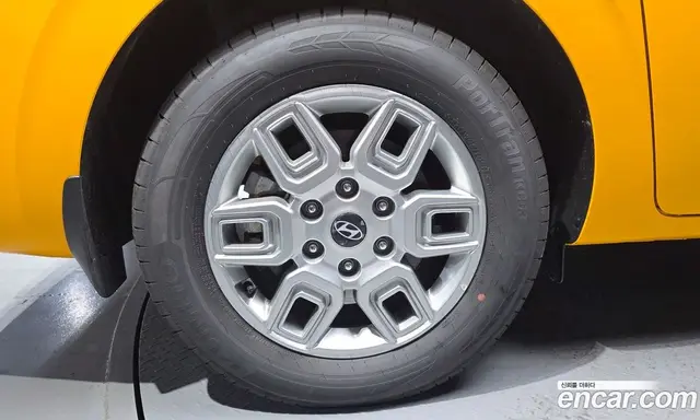 Hyundai Staria 2025 3.5 автомат (гидро), миниатюра 5