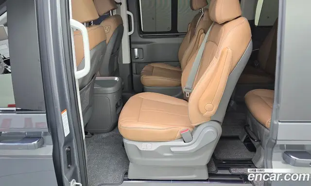 Hyundai Staria 2025 2.2 автомат (гидро), миниатюра 11