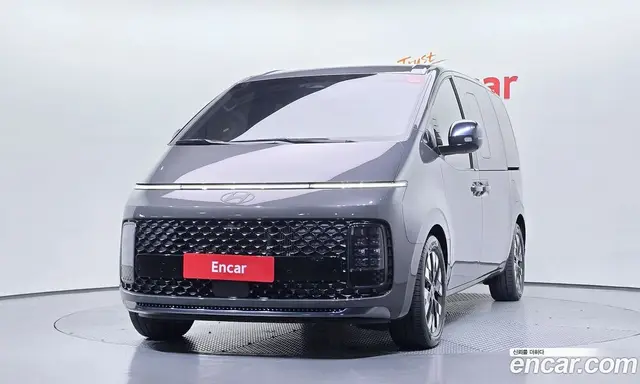 Hyundai Staria 2025 2.2 автомат (гидро), миниатюра 3