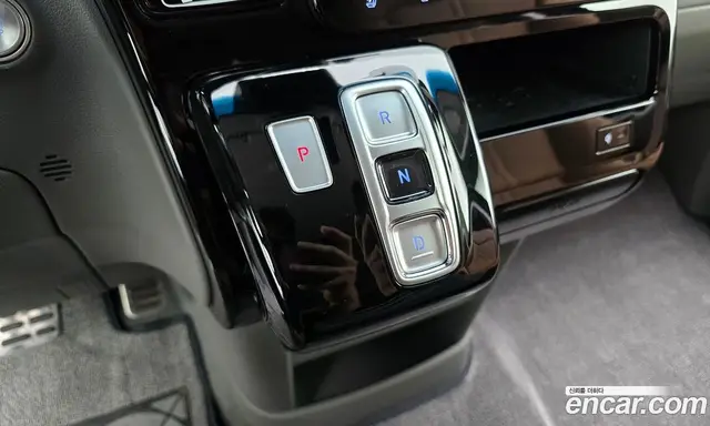 Hyundai Staria 2025 2.2 автомат (гидро), миниатюра 9