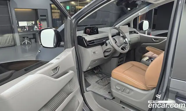 Hyundai Staria 2025 2.2 автомат (гидро), миниатюра 10