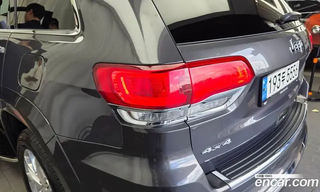 Jeep Cherokee 2021 3.6 автомат (гидро), миниатюра 9
