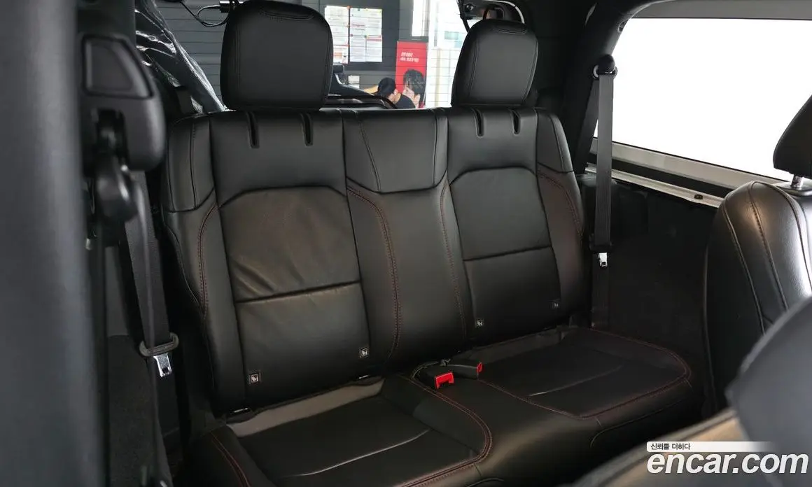 Jeep Wrangler 2023 2.0 автомат (гидро), фото 16