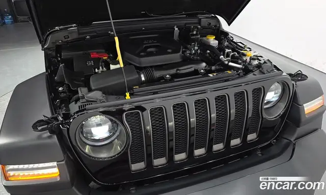 Jeep Wrangler 2023 2.0 автомат (гидро), миниатюра 5