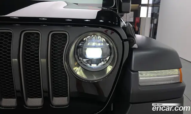 Jeep Wrangler 2023 2.0 автомат (гидро), миниатюра 7