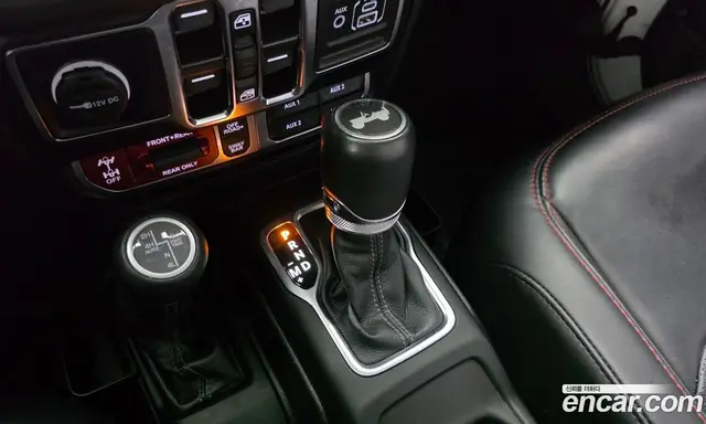 Jeep Wrangler 2024 2.0 автомат (гидро), миниатюра 12