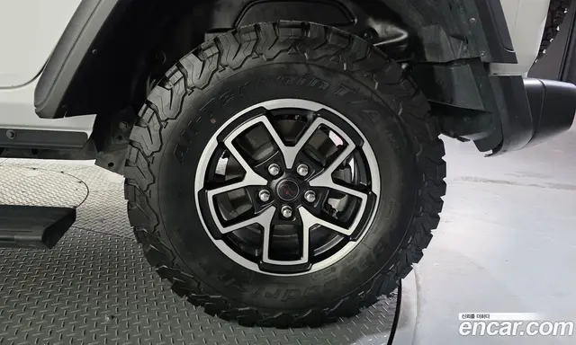 Jeep Wrangler 2024 2.0 автомат (гидро), миниатюра 7