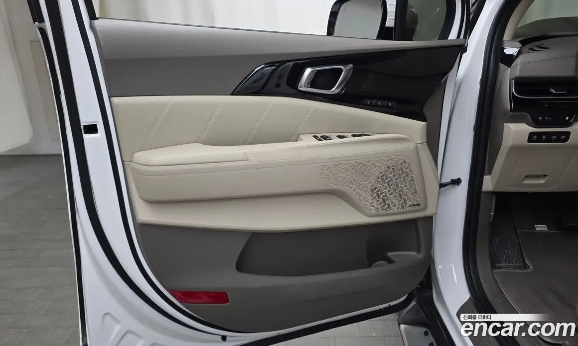Kia Carnival 2024 3.5 автомат (гидро), фото 13