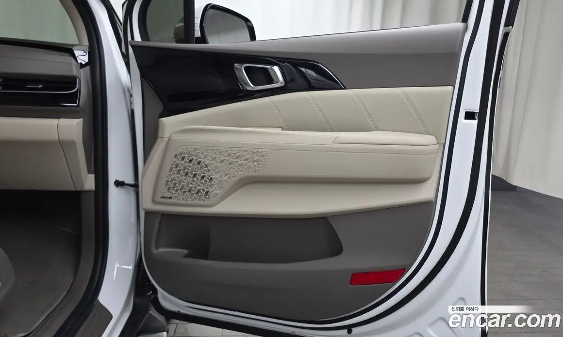 Kia Carnival 2024 3.5 автомат (гидро), фото 14