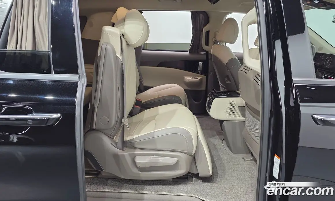 Kia Carnival 2025 3.5 автомат (гидро), фото 17