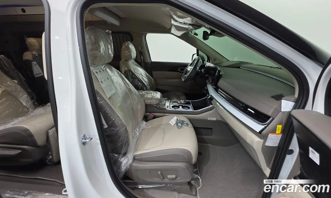 Kia Carnival 2026 1.6 автомат (гидро), фото 16