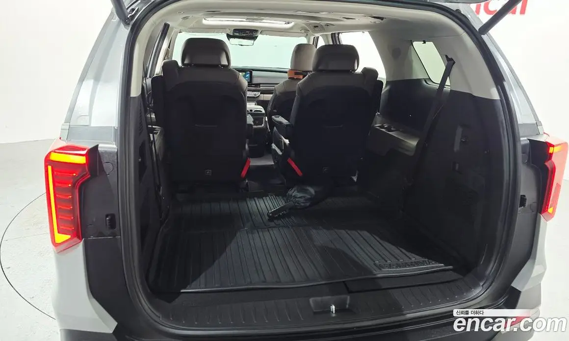 Kia Carnival 2026 1.6 автомат (гидро), фото 25