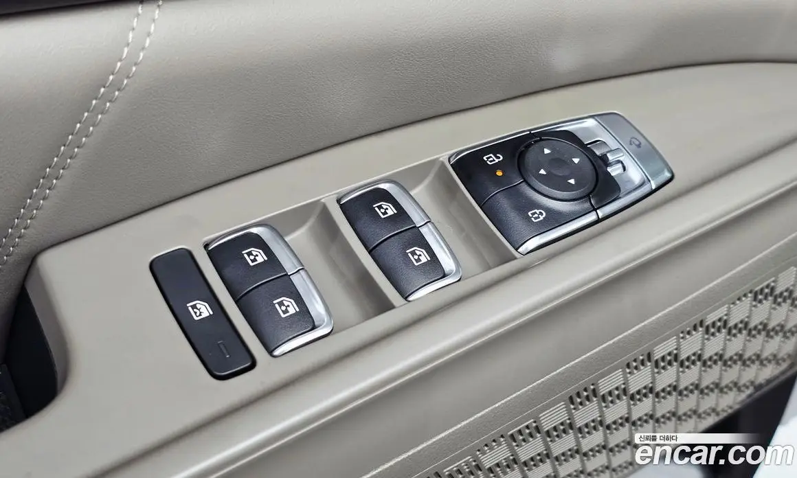 Kia Carnival 2026 1.6 автомат (гидро), фото 35