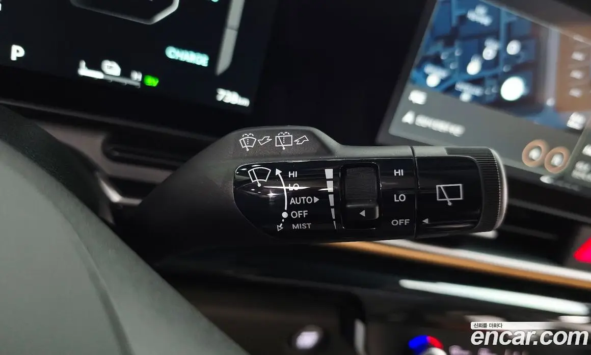 Kia Carnival 2026 1.6 автомат (гидро), фото 36