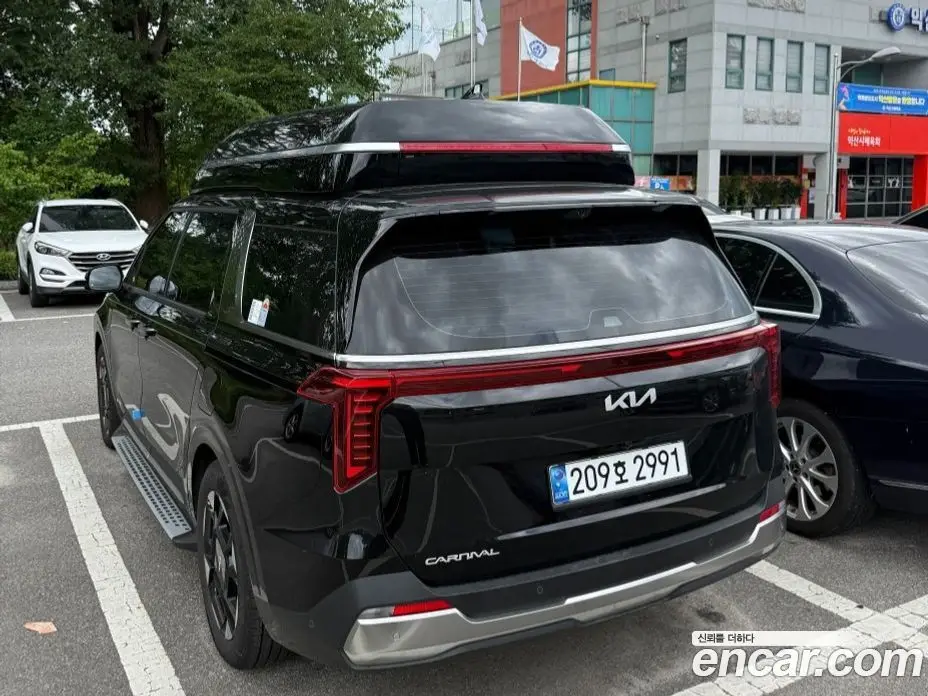Kia Carnival 2026 1.6 автомат (гидро), фото 4