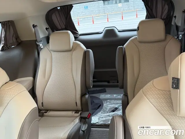 Kia Carnival 2026 1.6 автомат (гидро), миниатюра 6