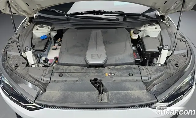 Kia EV6 2022 0.1 автомат (гидро), миниатюра 6