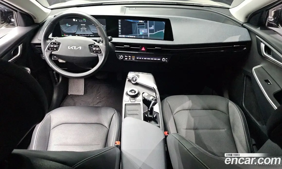 Kia EV6 2023 0.1 автомат (гидро), фото 10