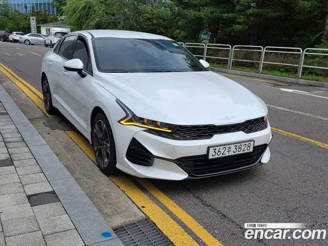Kia K5 (Optima) 2023 2.0 автомат (гидро), миниатюра 3