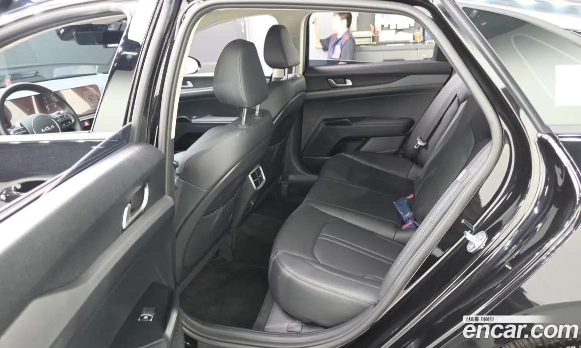 Kia K5 (Optima) 2024 1.6 автомат (гидро), фото 17