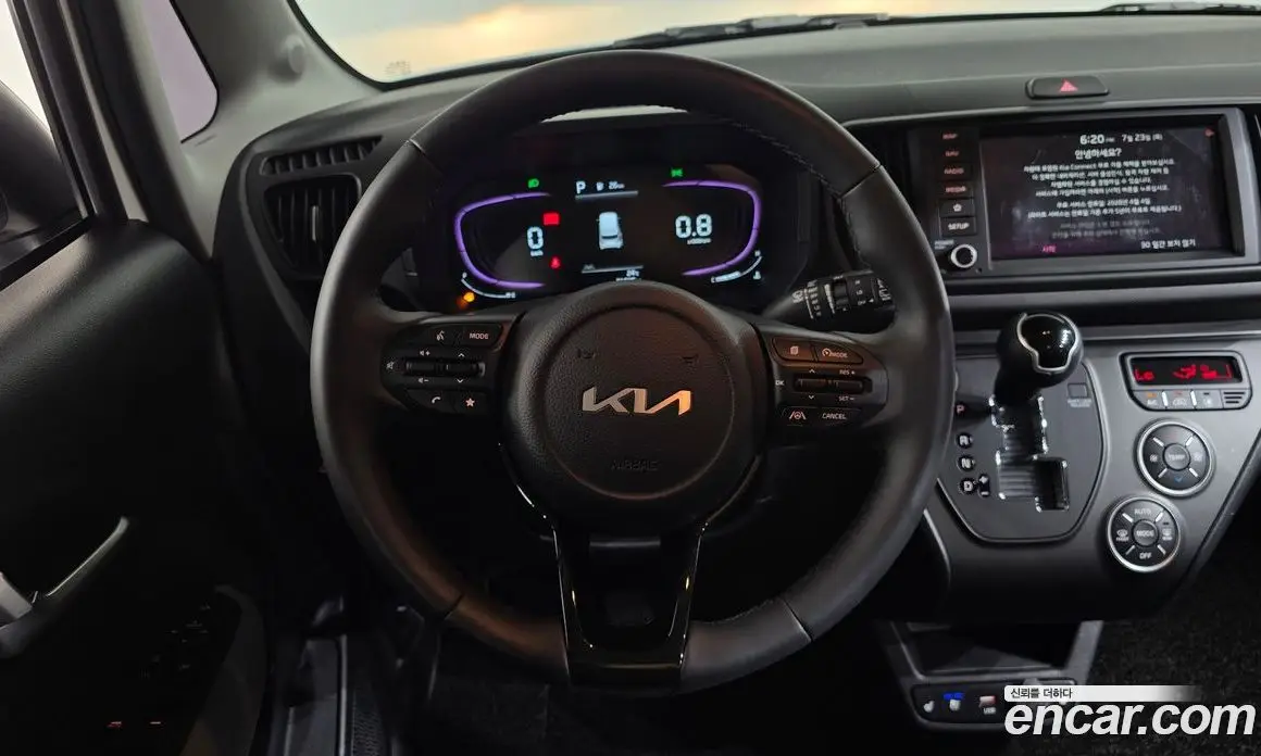 Kia Ray 2023 1.0 автомат (гидро), фото 21