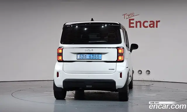 Kia Ray 2024 0.1 автомат (гидро), миниатюра 3